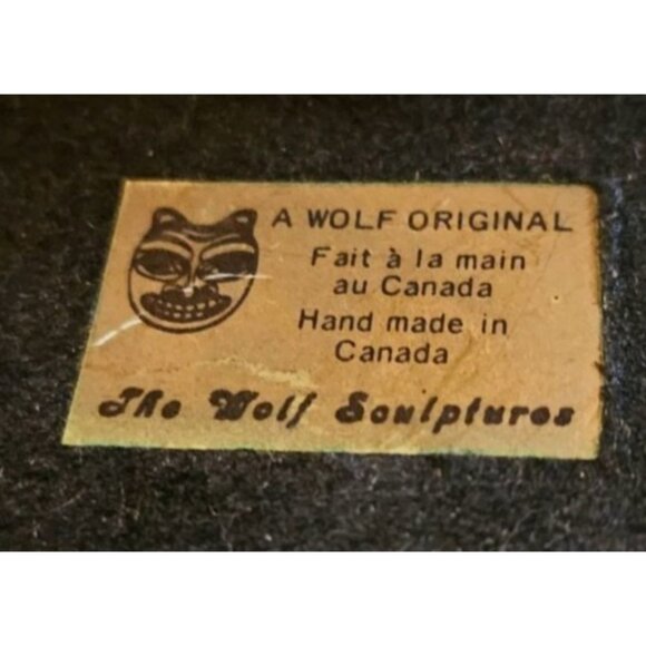 Handcrafted Wolf Originals Soapstone Igloo Eskimo Sculpture - Picture 4 of 5